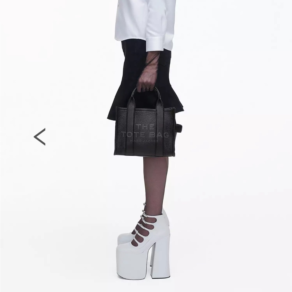 Marc Jacobs Brown The Tote Bag -Small - Picture 3 of 15